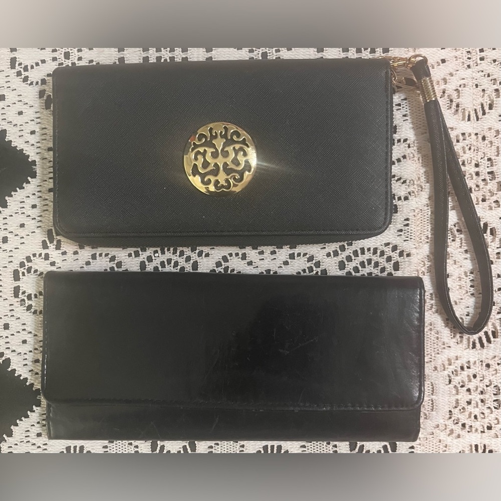 Steve Madden Black Clutch Wallet & Unbranded Black Zip Close Wristlet Wallet